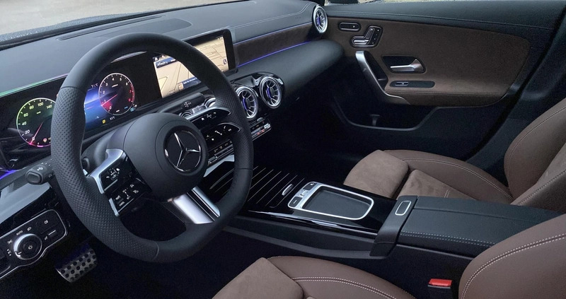 Mercedes-Benz CLA cena 254299 przebieg: 5, rok produkcji 2024 z Piaseczno małe 191